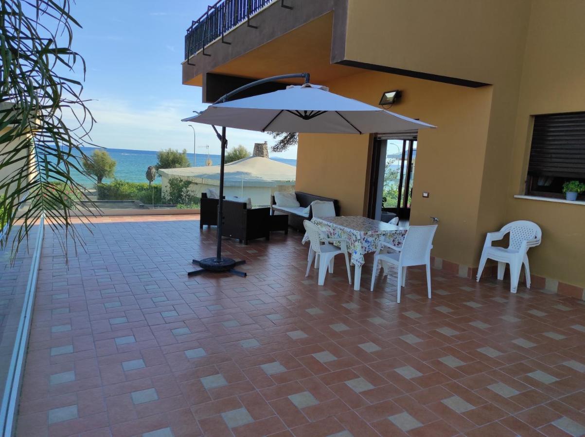 Willa Stella Di Mare Terracina Zewnętrze zdjęcie