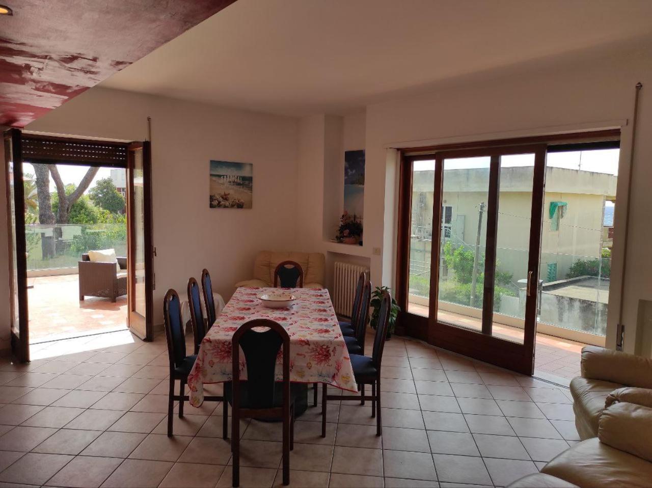 Willa Stella Di Mare Terracina Zewnętrze zdjęcie